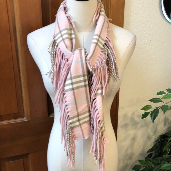 Burberry Accessories - Authentic Burberry scarf 🌹🌹🌹